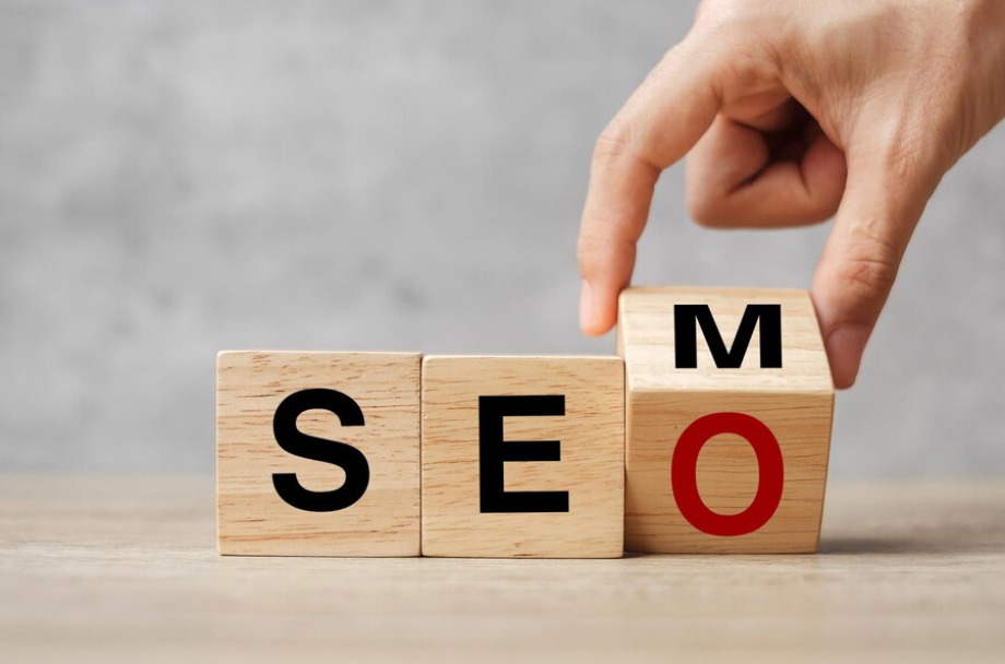 Differences Between SEO and SEM