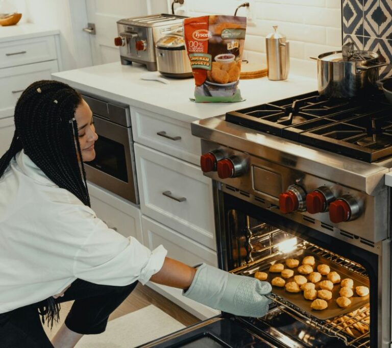 what is a ghost kitchen and how do you start a profitable virtual kitchen in 2025